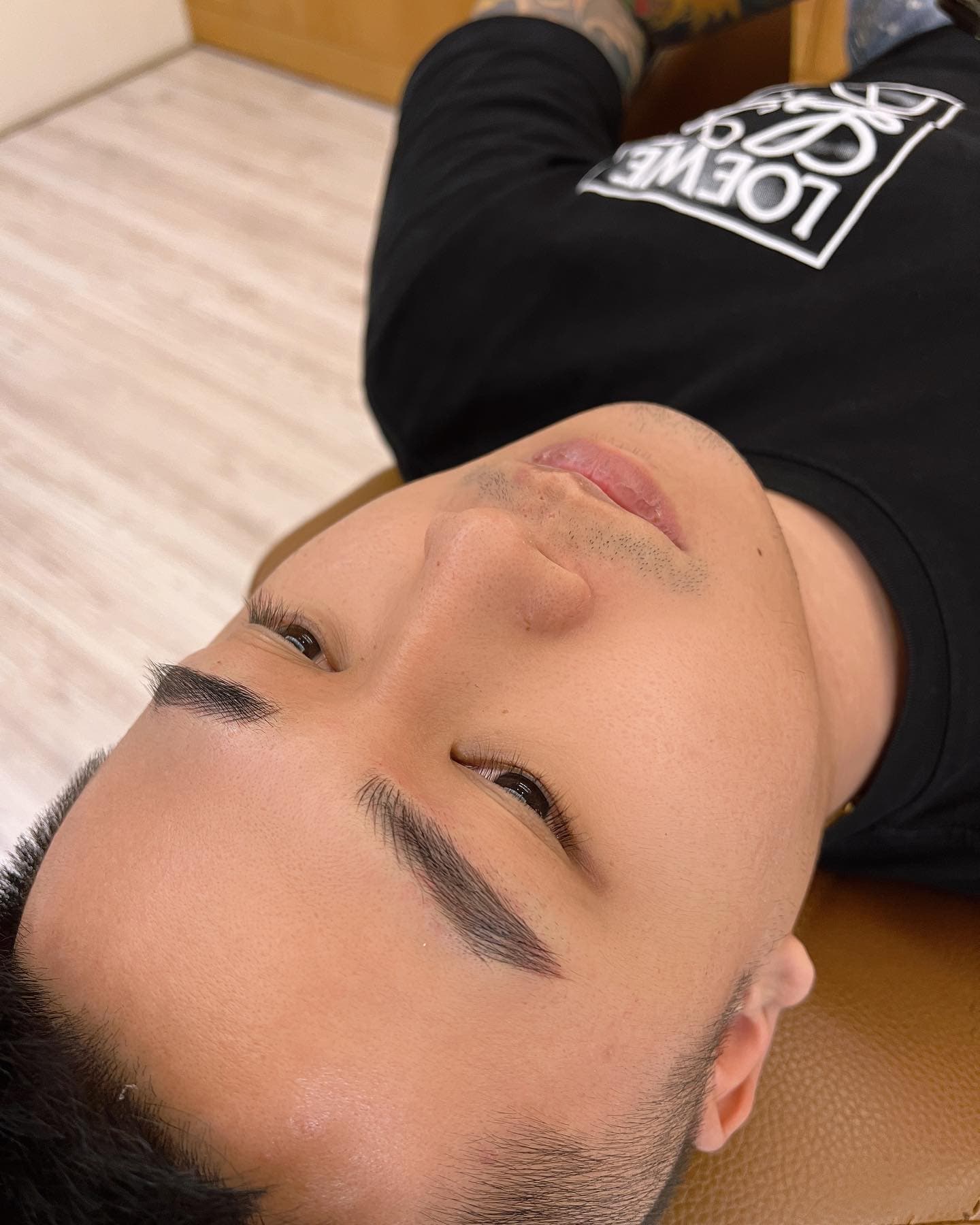 很少人眉毛天生就長得非常完美
男生普遍都沒有化妝習慣
飄霧眉對男生來說就非常重要
完全是拯救男生們眉毛缺點的救星✌✌✌

#台南飄霧眉首選
#醫美麻醉護理師
#台南近仁德交流道 
#慕眉男士飄霧眉 

#台南 #飄霧眉#飄眉 #飄霧眉推薦 #飄霧眉首選 #野生眉#仿真眉 #線條眉 #半永久眉毛 #眉型設計 #台南飄眉 #台南飄眉推薦 #台南霧眉 #台南霧眉推薦#eyebrows#microblading#manbrow#makeup