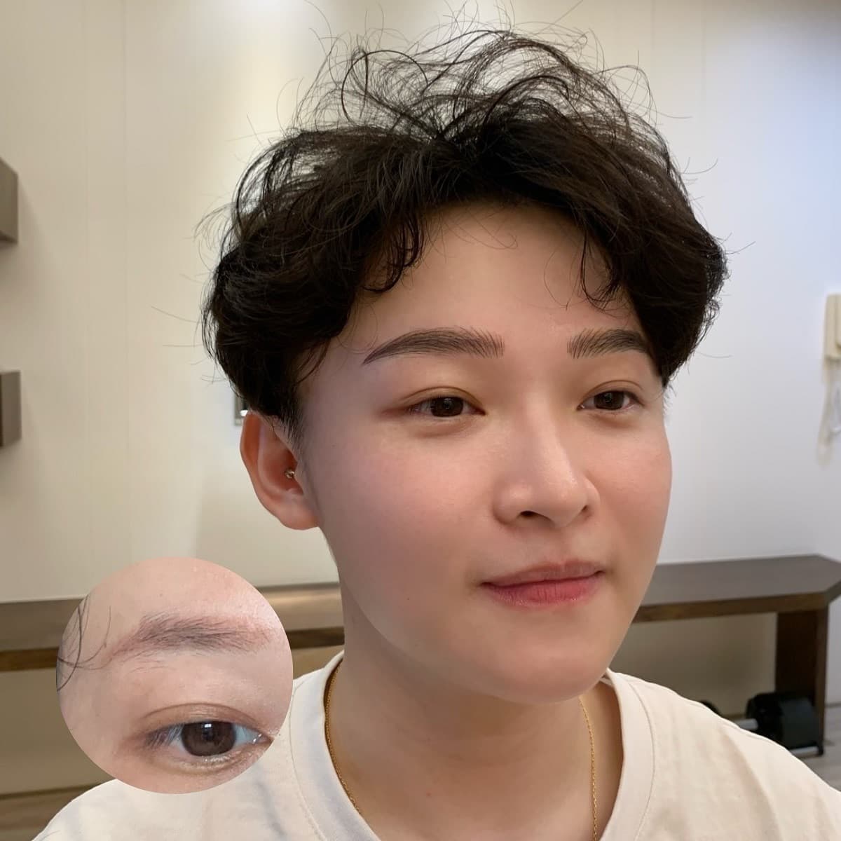 自然不帶妝感的飄霧眉🫶

#台南飄霧眉首選
#醫美麻醉護理師
#台南近仁德交流道
#慕眉男士飄霧眉 

#台南 #飄霧眉 #飄眉 #飄霧眉推薦 #飄霧眉首選 #野生眉 #仿真眉 #線條眉 #半永久眉毛 #眉型設計 #台南飄眉 #台南飄眉推薦 #台南霧眉 #台南霧眉推薦 #eyebrows #microblading #manbrow #makeup #amazing #tainan #eyebrow #eyebrows